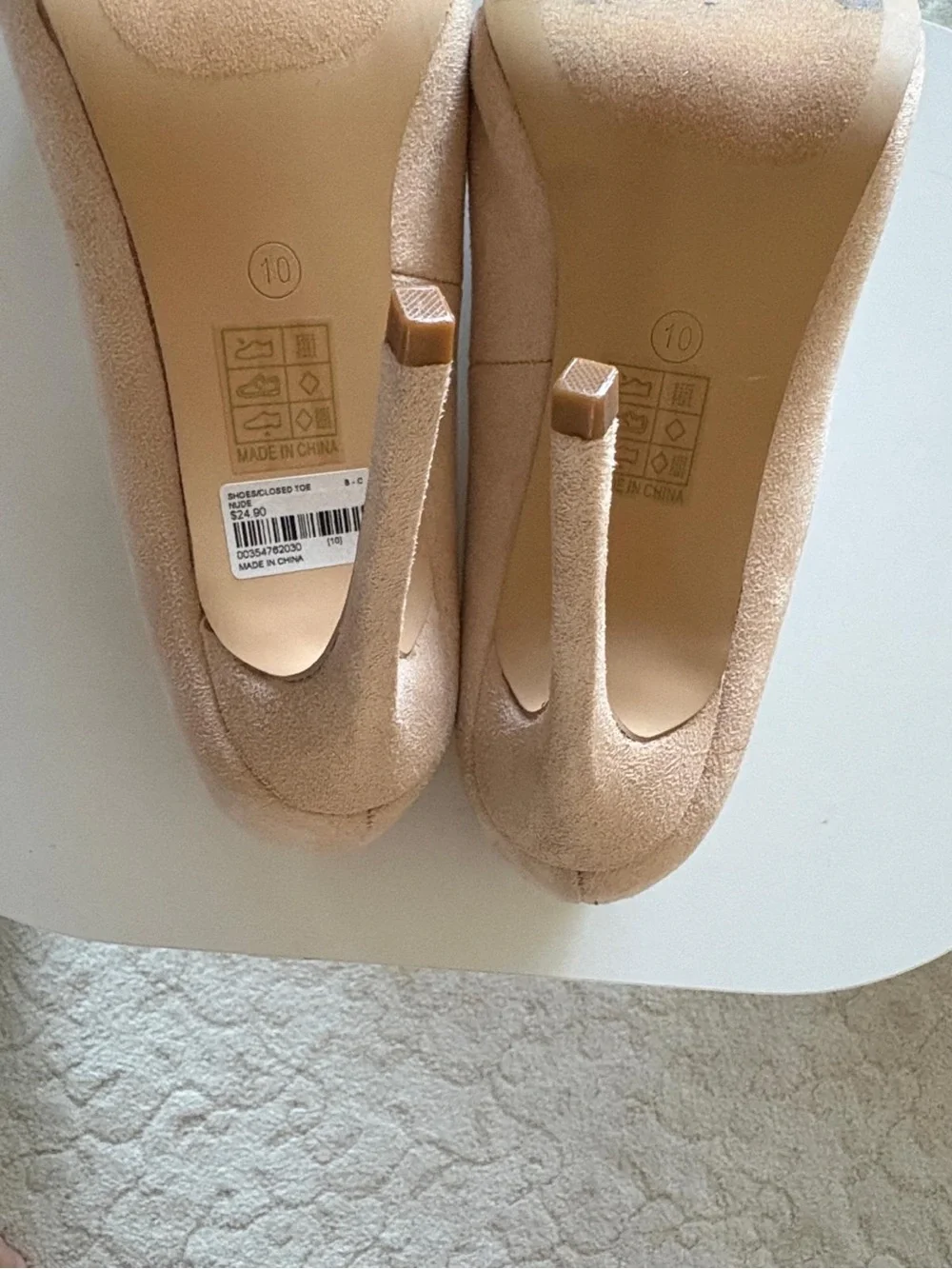 So Me Beige Pointed-Toe Pumps